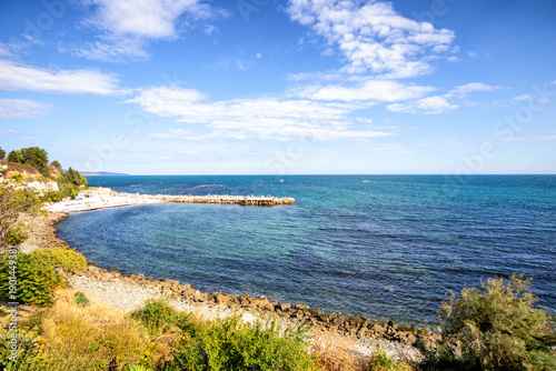 schöne küstenlinie bei nesebar in bulgarien