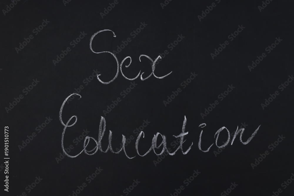 Obraz premium Words Sex Education written on blackboard. School program
