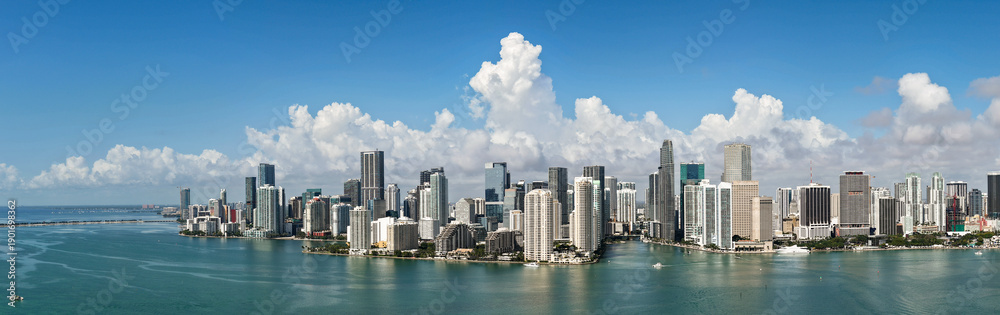 Obraz premium Panorama of Miami skyline. Panorama cityscape of Brickell Miami. Skyscrapers of Brickell. Panorama of the Miami financial district. Panorama aerial of Brickell in Miami Beach.