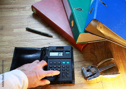 Konstfotografi Calculadora, carpeta y contabilidad