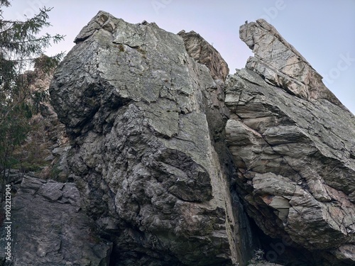 Canvastavla stunning natural cliffs, spectacular craggy rock structures dramatically rise to