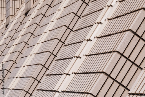 Tablou pe pânză Tilted building walls create unusual, interesting architecture
