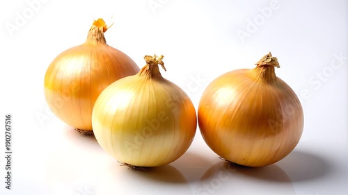 Wallpaper Mural 白い背景に置かれた玉ねぎが清潔感とシンプルさを演出する Torontodigital.ca