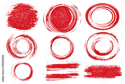 Ensemble d'éléments graphiques rouges abstraits et texturés, cercles et traits, sur fond transparent