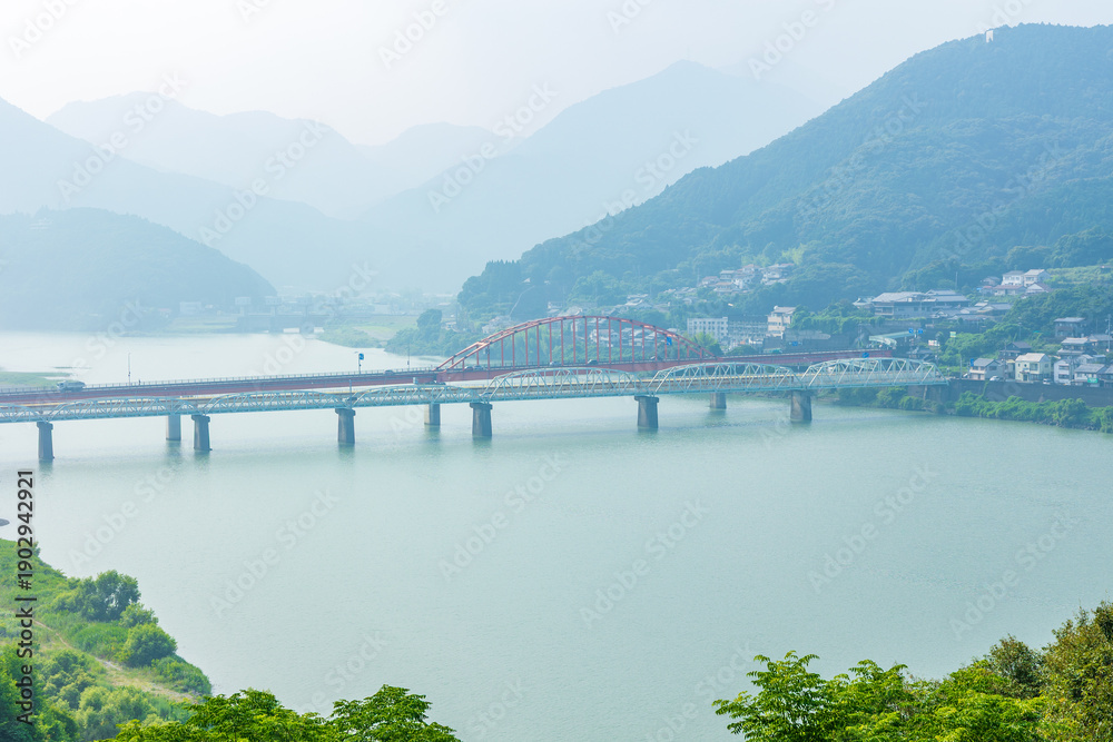 Obraz premium 日本の風景・夏 和歌山県新宮市 新宮城跡からの眺望