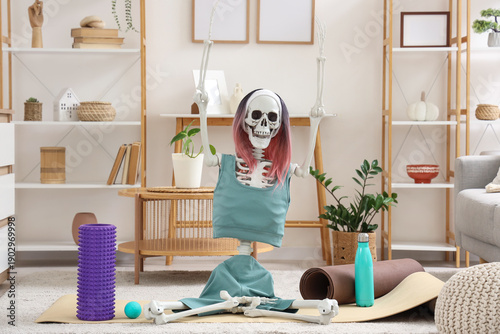 Funny skeleton in sportswea...