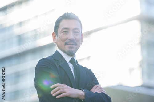 ビジネス　ミドル男性