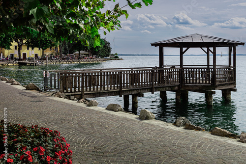 Fényképezés landscape at lake garda - riva del garda - italy