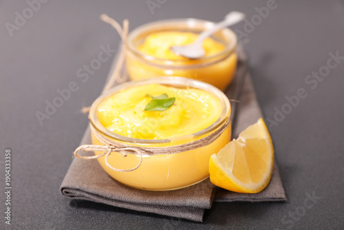 Εκτύπωση καμβά Homemade lemon custard pudding or lemon curd