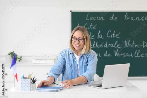 Female French language teac...