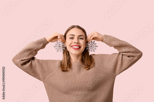 Happy young woman with deco...