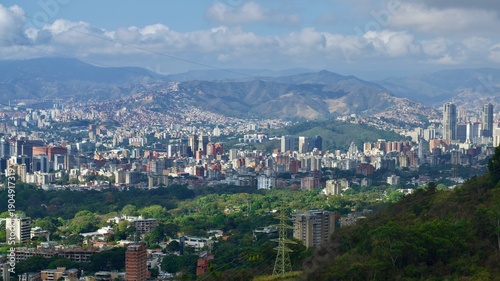 Tableau sur toile Panorámica de la ciudad de Caracas desde el cerro El Avila
