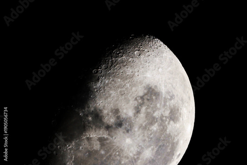 Waning gibbous moon. The illuminated surface of the moon is 73% and growing larger. The lunar cycle is 9 days young