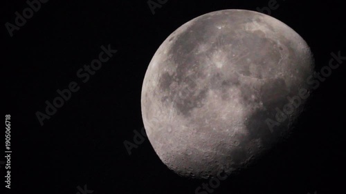 Footage of waning gibbous moon on 6 February 2026. The illuminated surface of the moon is 78% and getting smaller. The lunar cycle is 19 days old
