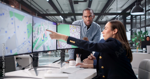 Foto Real Estate Team Mapping Urban Projects