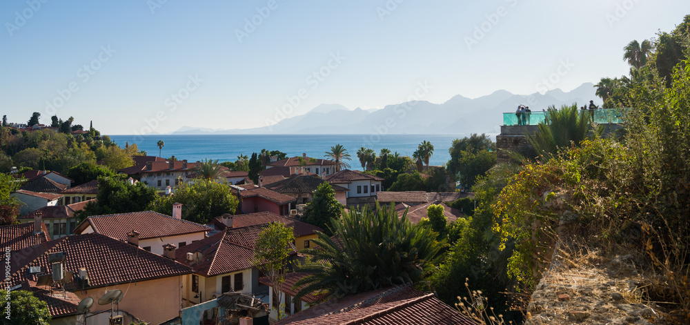 Obraz premium Antalya, Türkiye - Kaleiçi historical houses and wonderful view of the Mediterranean