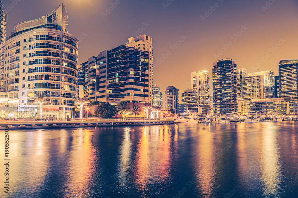 Obraz premium Dubai Marina area in Dubai, United Arab Emirates