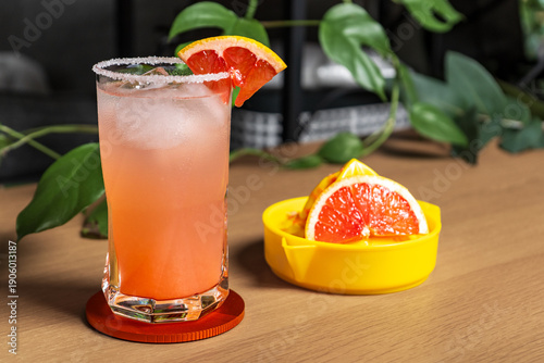 Tableau sur toile Cold grapefruit cocktail in a highball glass.