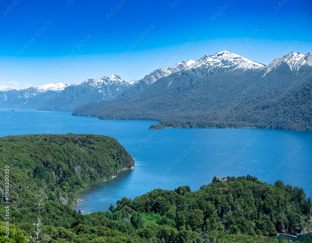 Obraz premium Lago Nahuel Huapi, Bariloche Argentina.