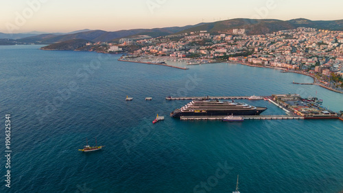 Cuadro en lienzo Kusadasi, Turkey