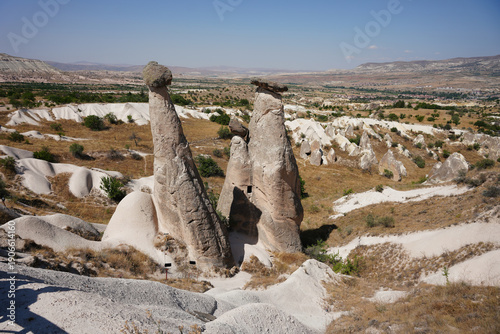 Fotografie Uc Guzeller Fairy Chimney in Cappadocia, Nevsehir, Turkiye