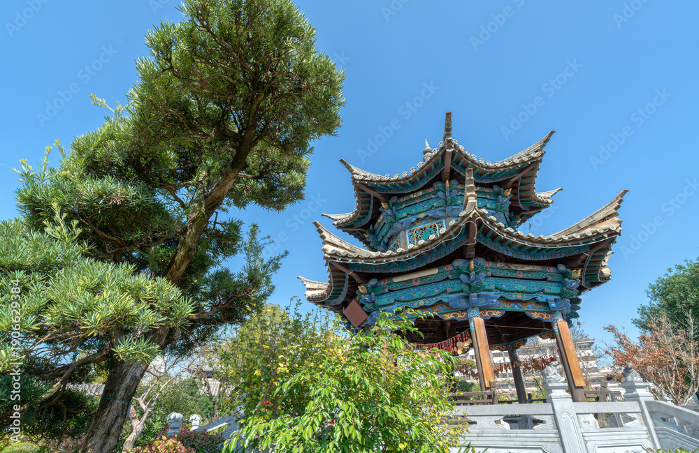Fototapeta premium Jianshui Zhu Family Garden