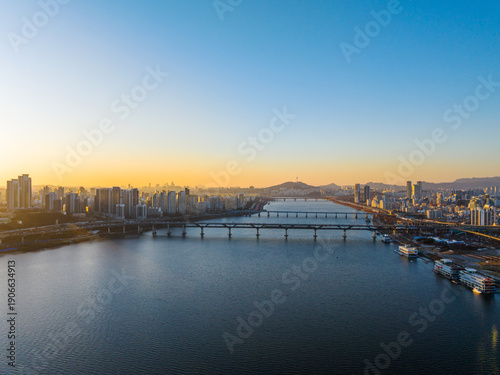 남산타워,남산,청당댐교,영동대교,올림픽대로,강변북로,광진구,강남구,한강,서울