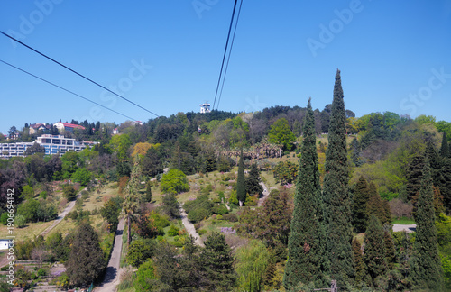 Tableau sur toile The panoramic views of the Arboretum Park from the cableway