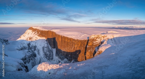 Arctic wilderness cliff glo...