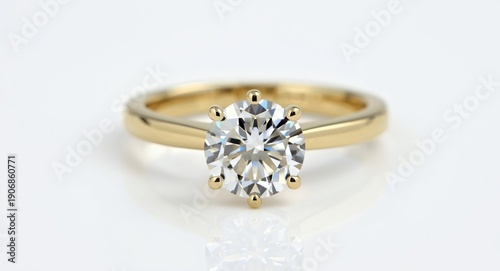 Dazzling yellow gold engage...