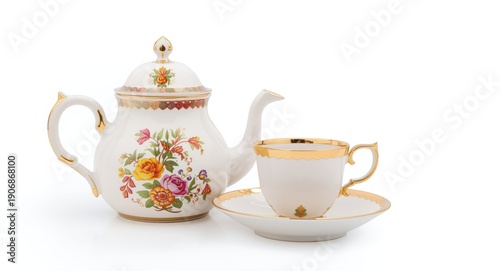 Chic traditional teapot wit...