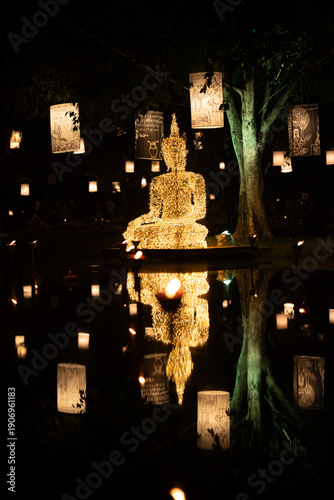 Ancient Buddha statue at Su...