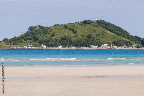 Foto Jeju Island, Hyeopjae Beach, Hallim, white sand beach and sea, Hallim-ro, Hallim