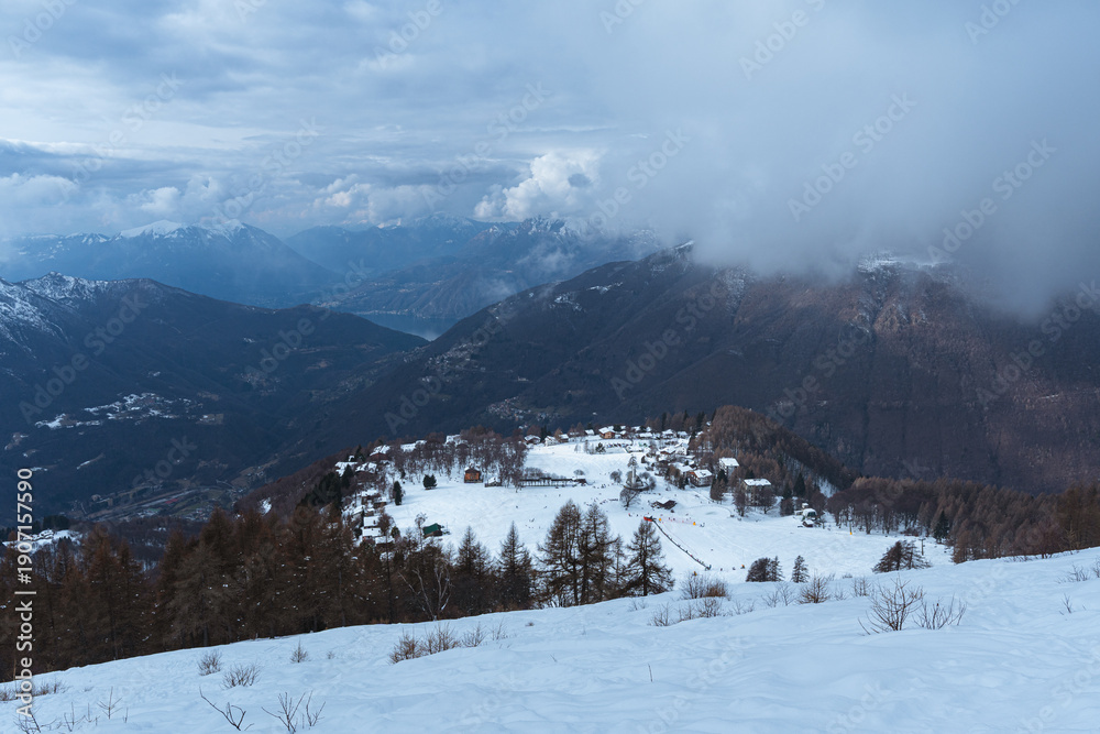 Obraz premium A winter view of the Valsassina seen from the 