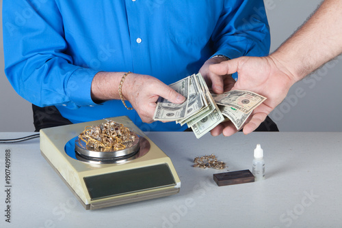 Картината върху платно Buying Old Gold Jewelry and Paying Cash During Precious Metal Transaction