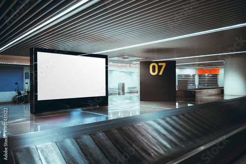 Foto Empty horizontal billboard mockup beside airport baggage claim conveyor, modern