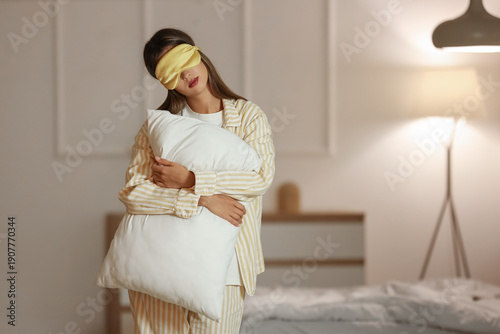 Female sleepwalker with sle...