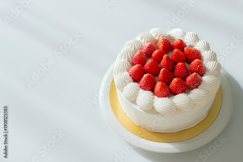 Obraz na plátne Homemade strawberry shortcake on white background with copy space