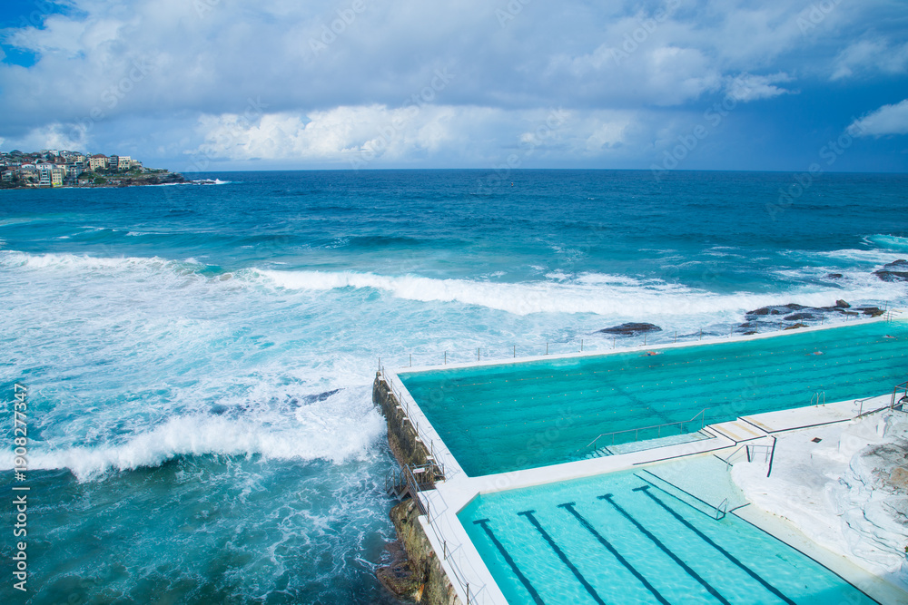 Fototapeta premium bondi beach and sea in Sydney, New South Wales, Australia