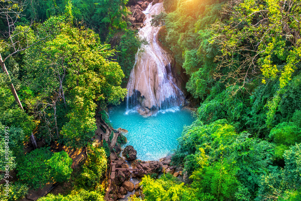 Obraz premium Ko Luang Waterfall or Heart Shaped Waterfall in Lamphun province, Thailand.