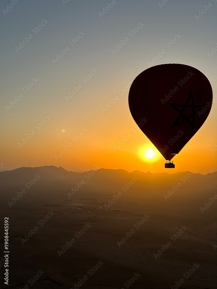 Fototapeta premium Moroccan Sunrise Hot Air Baloons