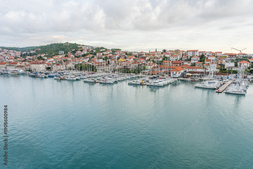 Obraz premium Trogir, Croatia - 10.23.2025: Trogir Old Town and Marina, Croatia