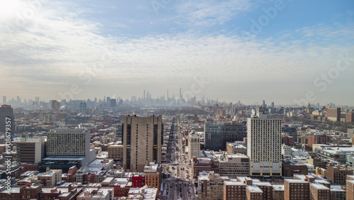 Canvastavla Snow dusted midtown manhattan skyline and central park from above on a cloudy wi