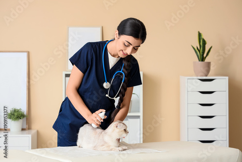 Young female veterinarian a...