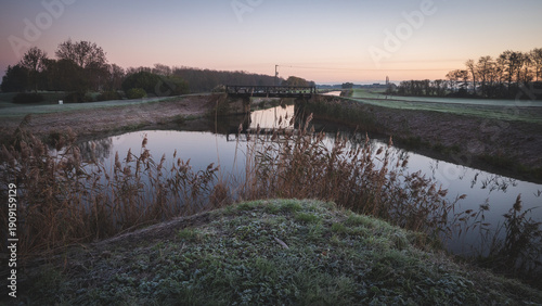 Φωτογραφία The Junction beside Lodes End Lock and Old Nene Golf Course near Ramsey and Bill Fen Marina on a cold Winter morning