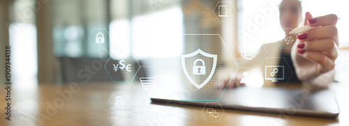 Tableau sur toile Data Security and Encryption in Digital Transactions