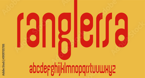 display font RETRO VINTAGE typeface to make your brand looks premium