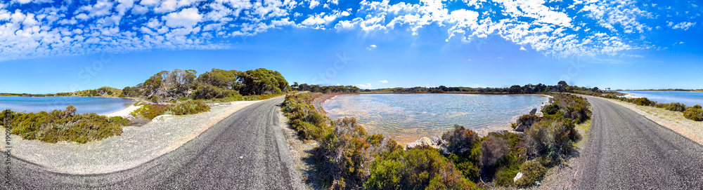 Obraz premium Scenic panorama of Rottnest Island showing Lake Vincent and Lake Sirius surrounded by natural landscape