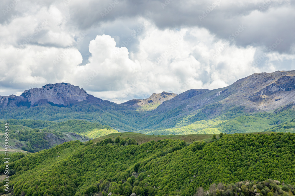 Obraz premium Landscape view in the mountains of Bosnia and Herzegovina.