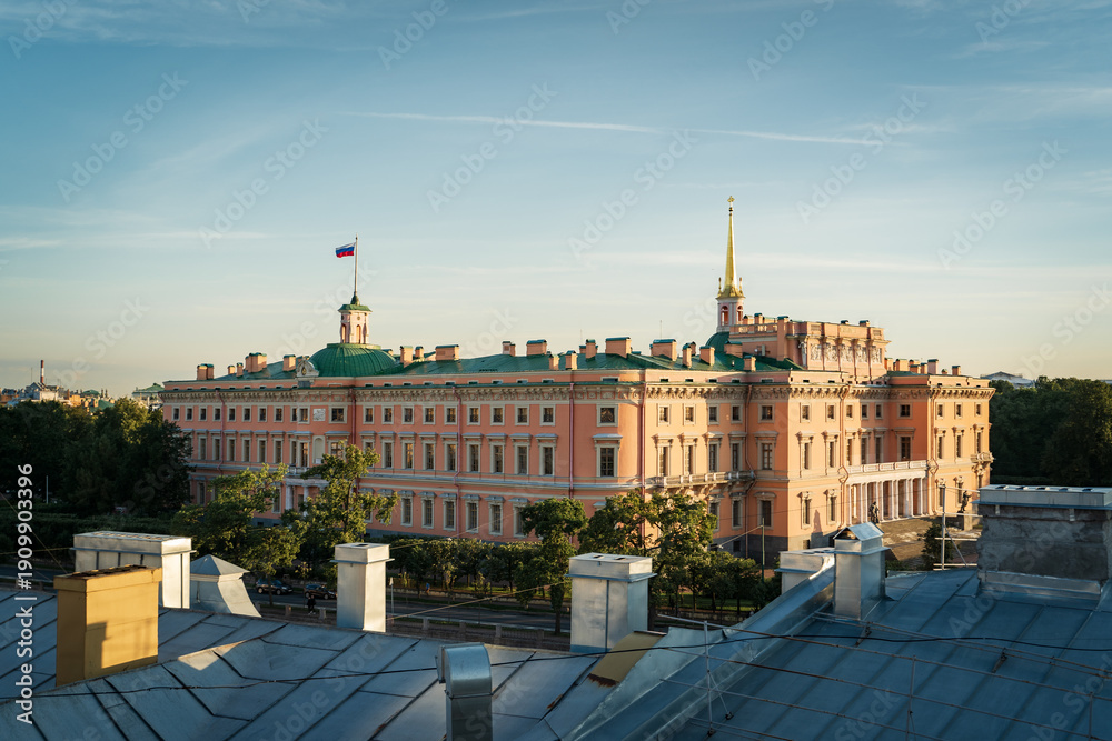 Naklejka premium Mikhailovsky Castle at Sunset from Rooftop View, Summer Evening, Saint Petersburg